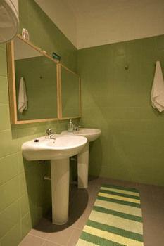 Hostal Lisboa Central Hostel